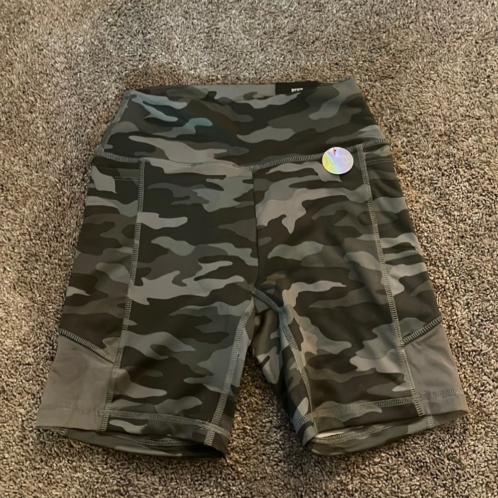 PINK camo classic biker shorts